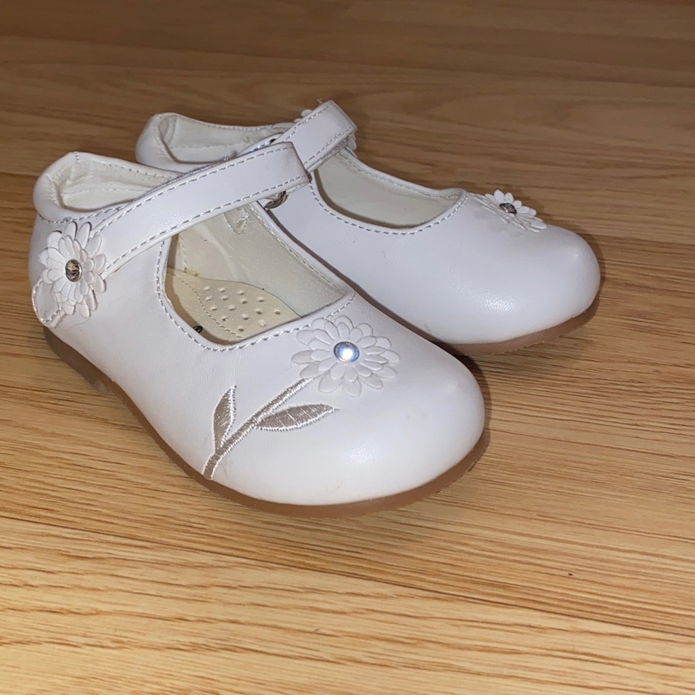 GEENA KIDS shoes for baby girl size 4 (9-12 months)
